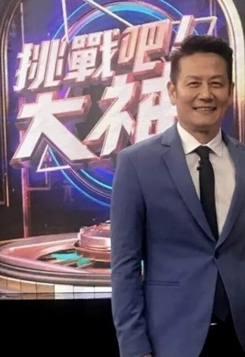 最新泄密门长沙某医院实习生护士私生活淫乱啪啪视频流出 - VoeTube